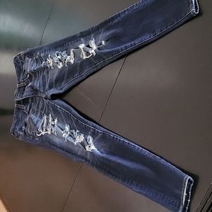 Destroyed skinny jegging